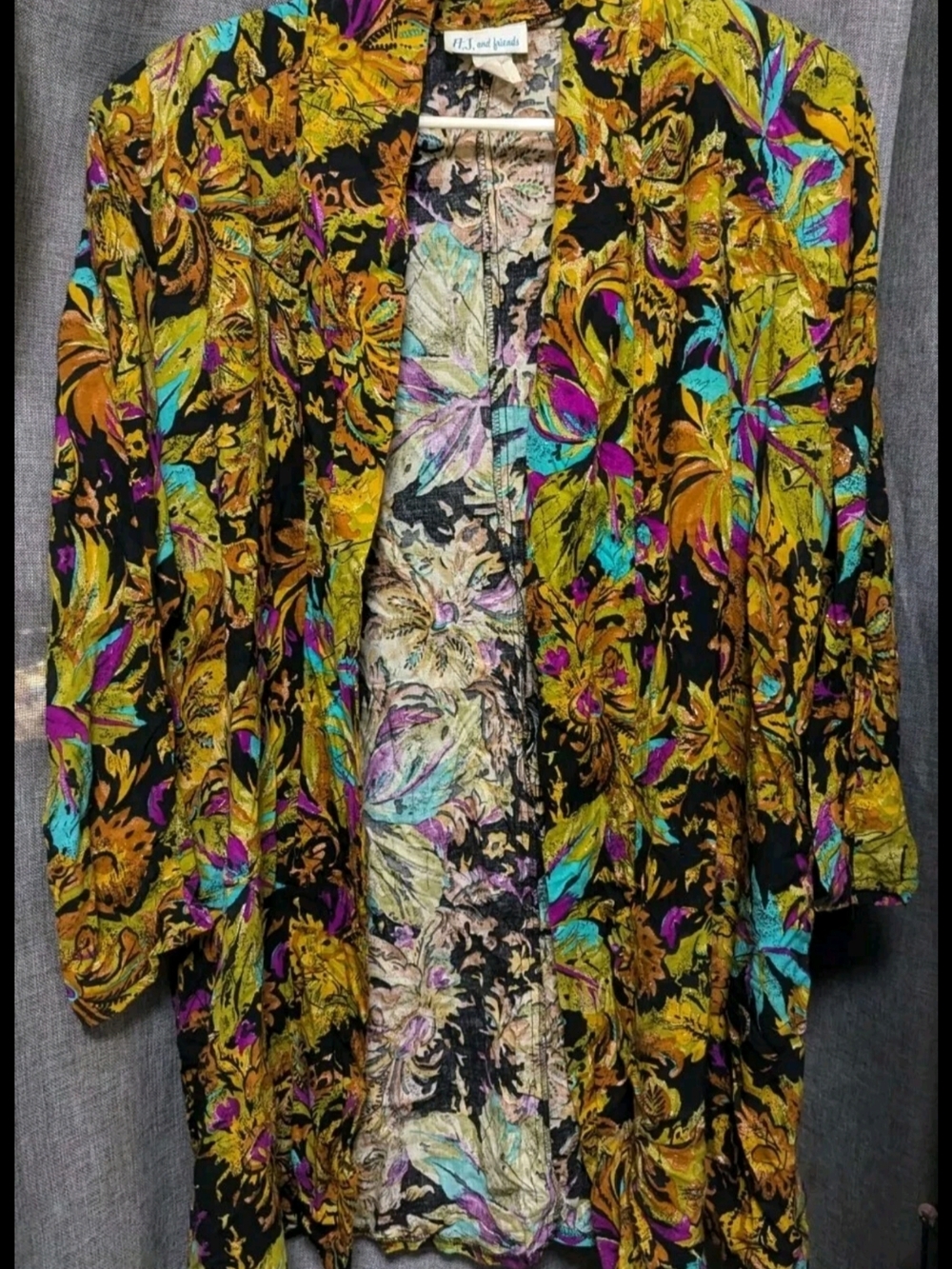 Oversized 80s Jacket And Top Abstract Graphic - Picture 6 of 9